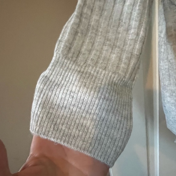 Vince Camuto Women's V-Neck Ribbed Sweater Lightweight Heather Gray - Picture 11 of 16